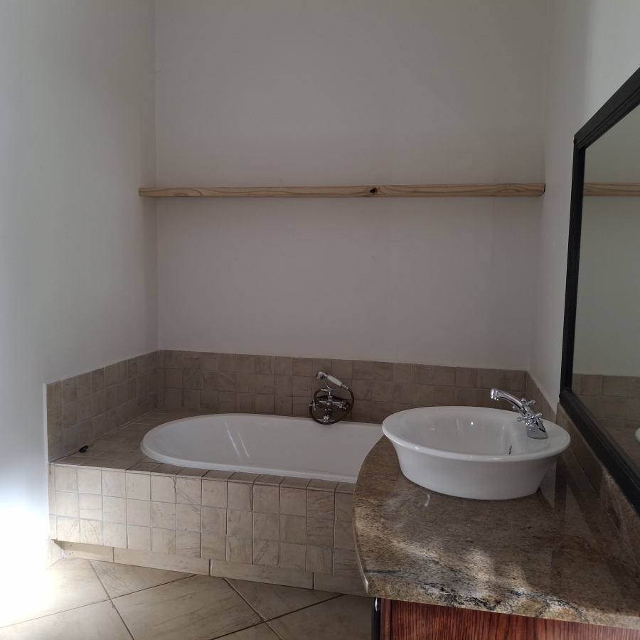 To Let 3 Bedroom Property for Rent in Vincent Eastern Cape